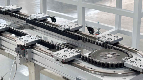自動(dòng)化組裝生產(chǎn)線中環(huán)線平臺(tái)，為什么更推薦定距鏈條傳動(dòng)機(jī)構(gòu)？