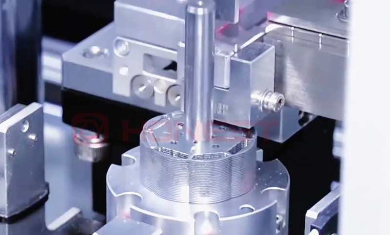 轉(zhuǎn)子自動插磁石