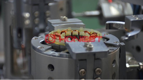 自動化繞線機設(shè)備是自動化生產(chǎn)中的“關(guān)鍵推動力”